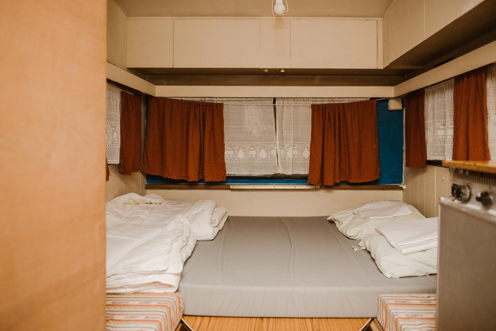 Treck Hostel เกนต์ ภายนอก รูปภาพ